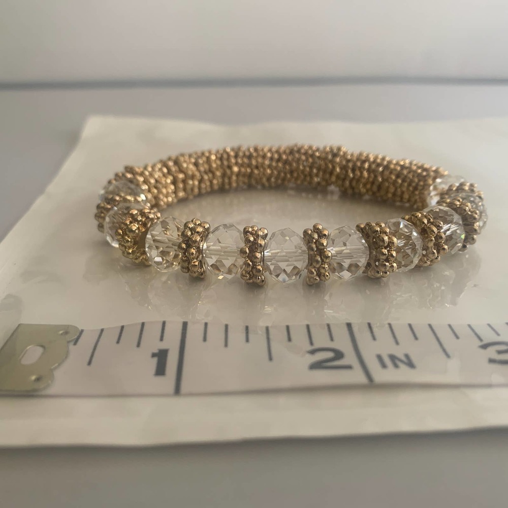 Rain clear beads and gold stretchy‎ bracelet NWT